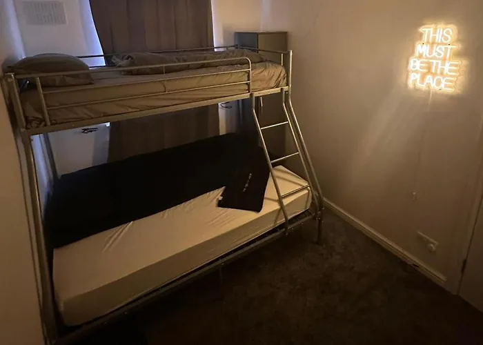 The Hideaway 度假居 *